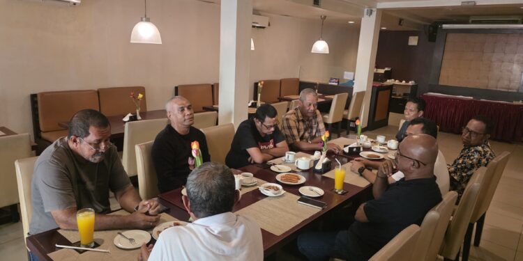 IKASSI Ambon dan PUSAKA Gelar Silaturahmi Perkuat Sinergi Dukung Pelantikan Raja Siri Sori Islam