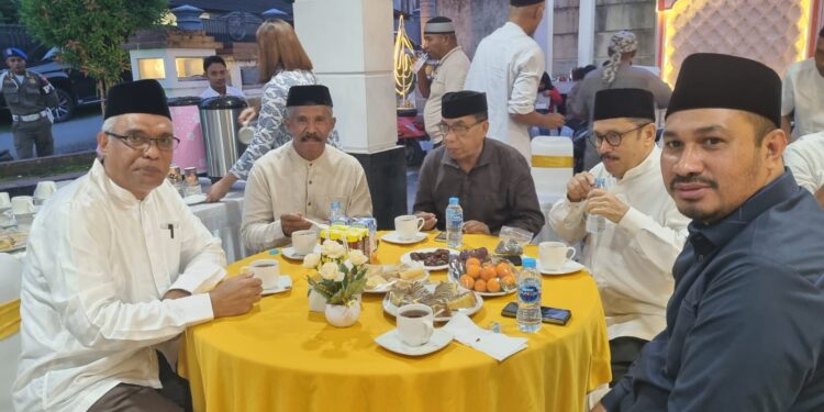 IKASSI Ambon Gelar Buka Puasa dan Tarawih Berjamaah, Perkuat Silaturahmi Anak Negeri Siri Sori