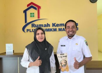 IKASSI Ambon Fasilitasi Ratusan Kemasan Modern untuk UMKM, Meriahkan Pelantikan Raja Siri Sori Islam